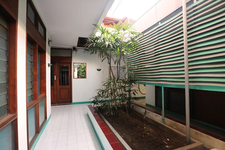 Ballroom/Hall 2 of 26