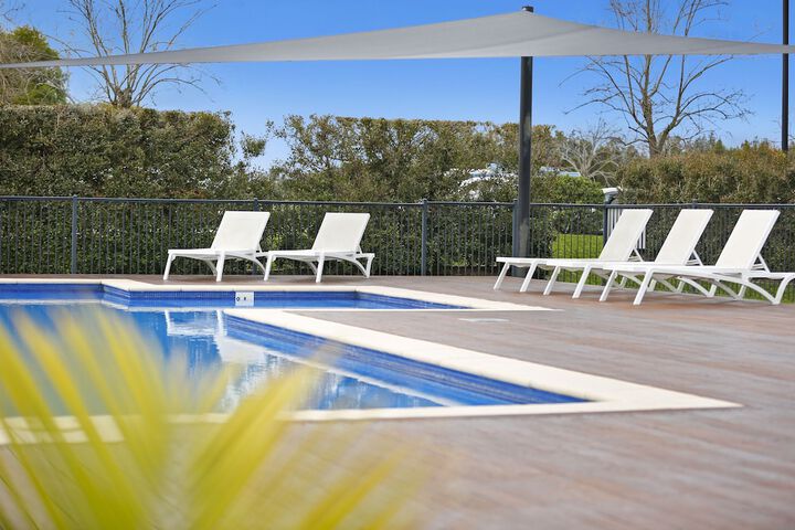 Sundeck 26 of 36