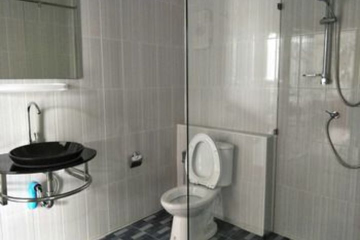 Room 2 of 15