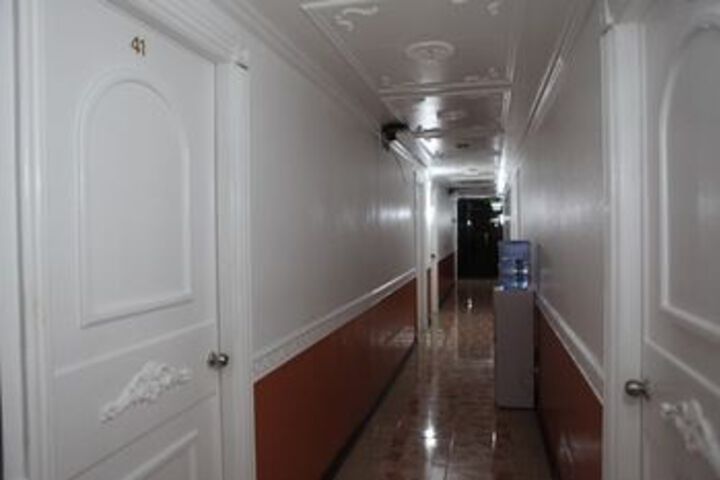 Ballroom/Hall 9 of 25