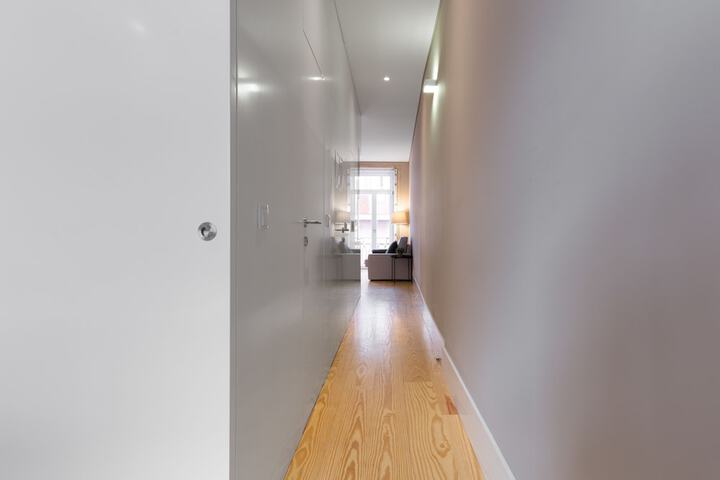 Room 26 of 136