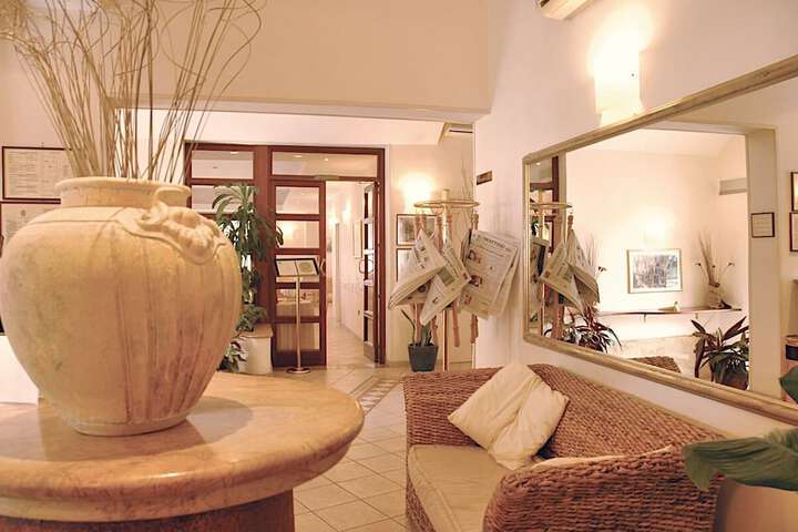 Hotel Interior 4 of 71