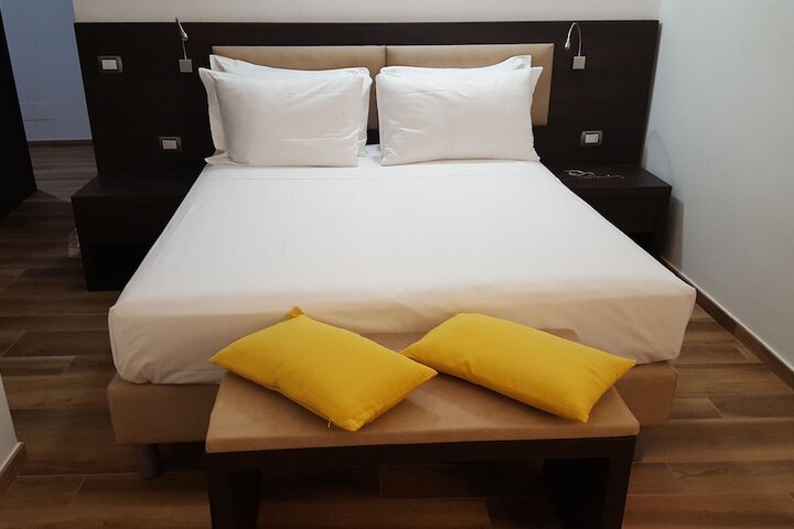 Room 12 of 41