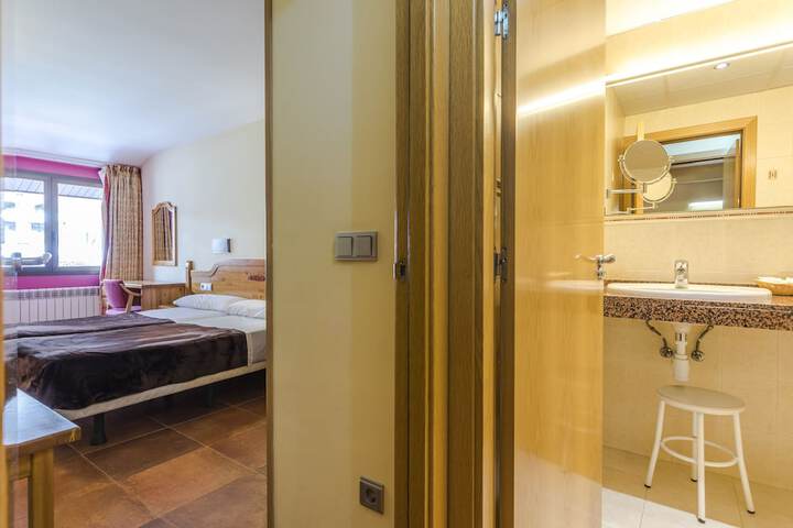Room 13 of 58