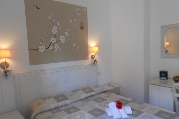 Room 10 of 45