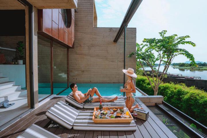 Fallingwater Pool Villa Kanchanaburi