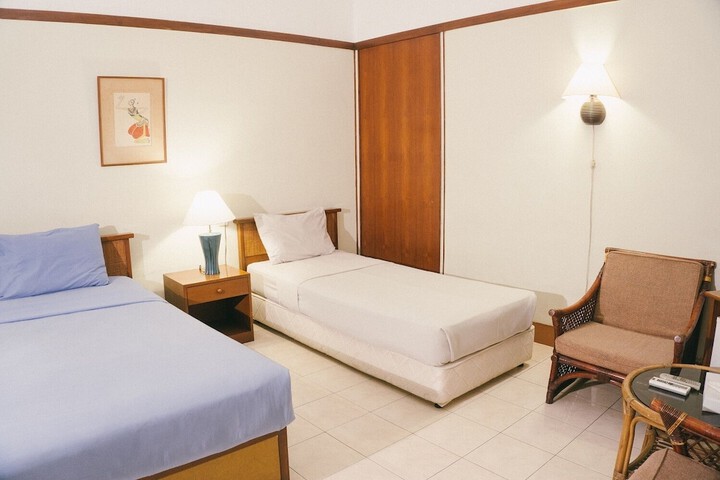 Room 17 of 84