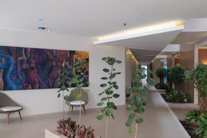 Ballroom/Hall 62 of 73