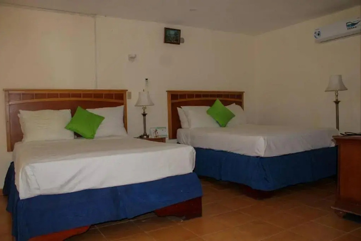 Room 3 of 16