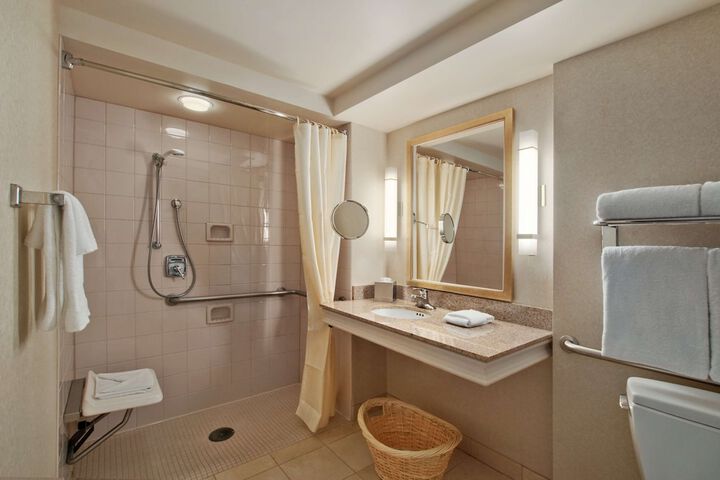 Bathroom shower