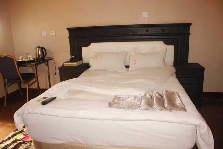 Room 8 of 21