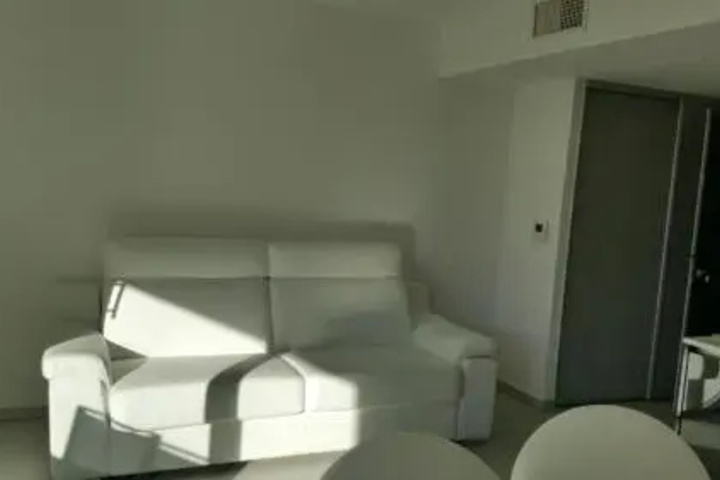Room 2 of 11