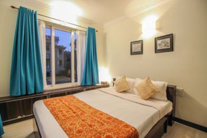 Room 14 of 28