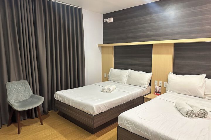 Room 4 of 19