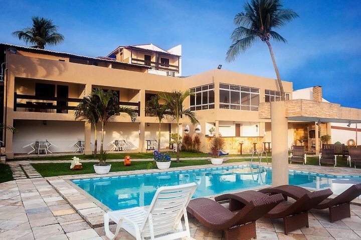 Pool Hotel