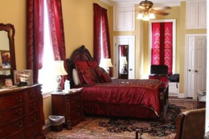 Room 13 of 123