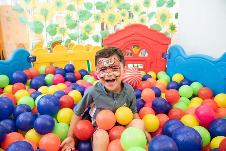 Childrens Activities 160 of 252