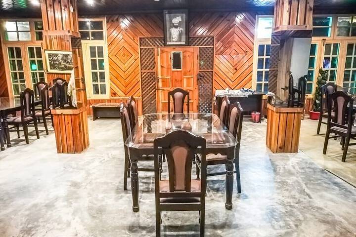 Room 15 of 31