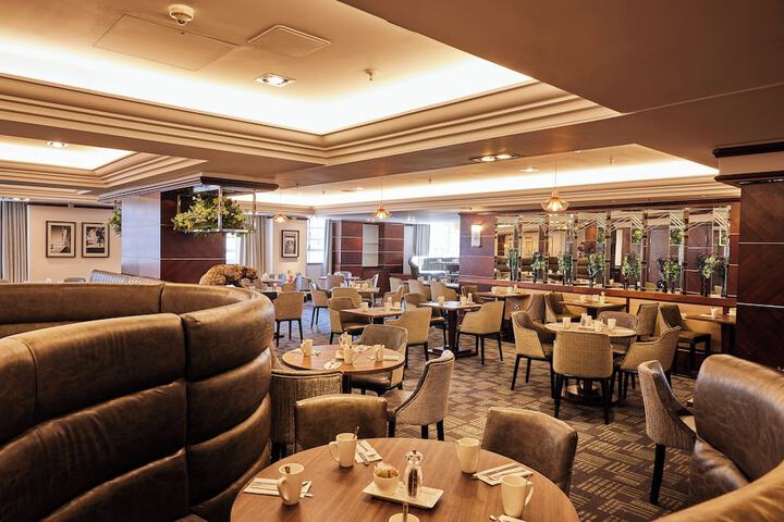 Dining 81 of 128