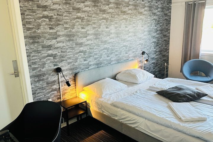 Room 6 of 41
