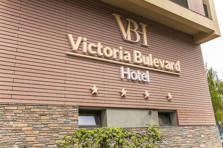 Hotel 67 of 71