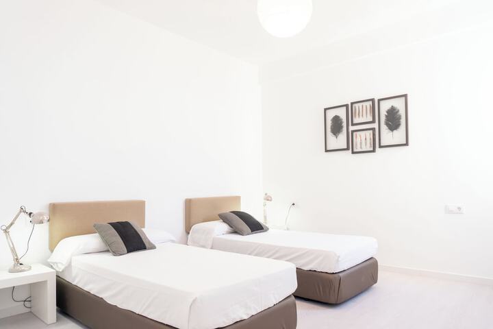 Room 73 of 226