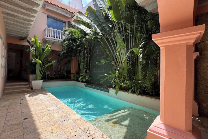 Pool 66 of 96