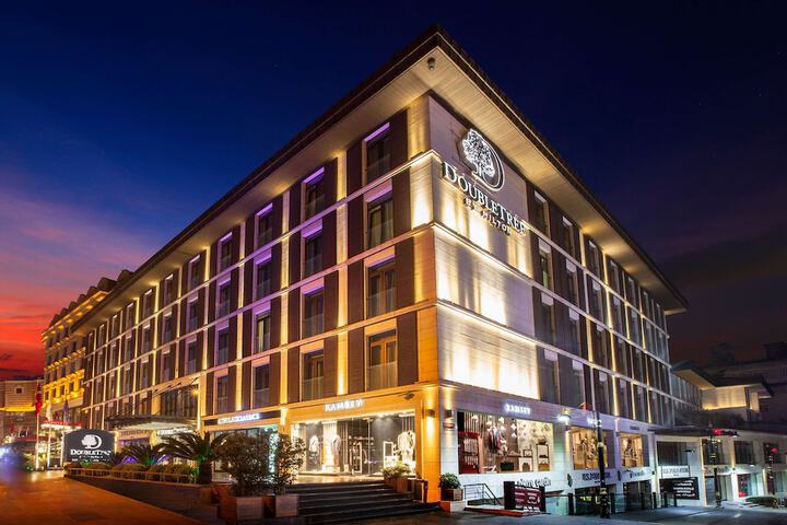 Hotel 65 of 66