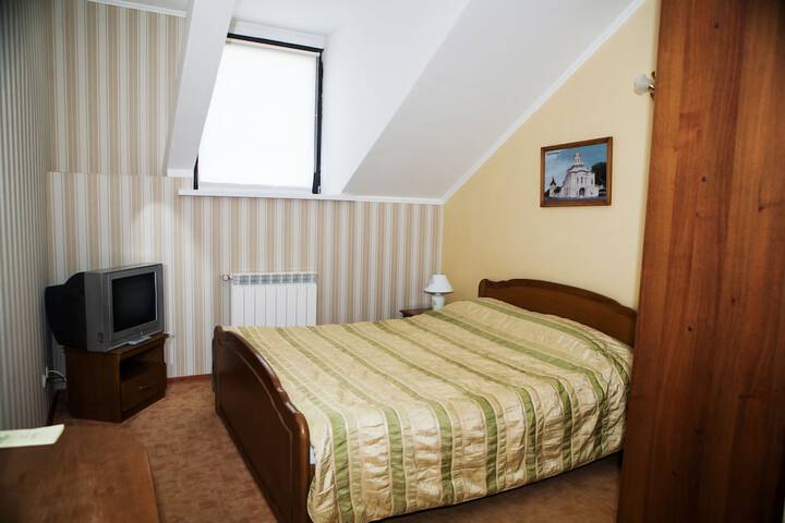 Room 5 of 47