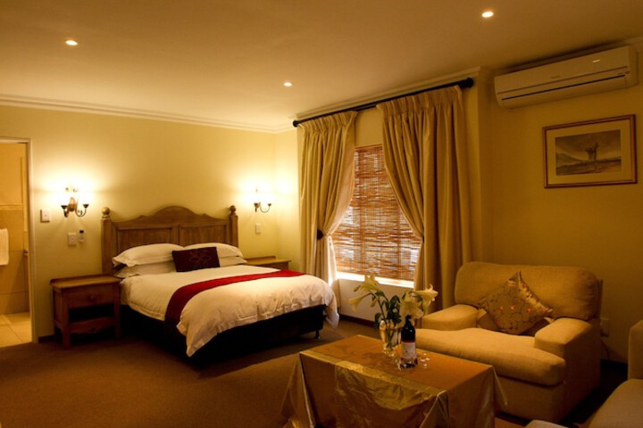 Room 11 of 27