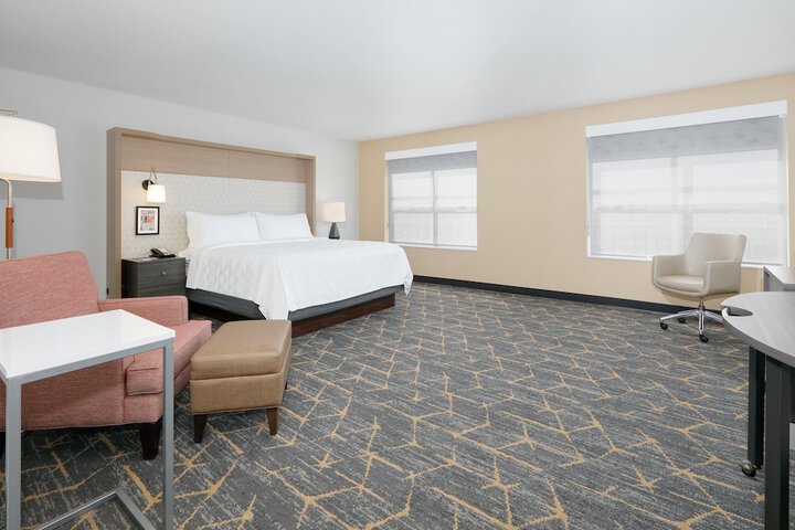 Room 12 of 46