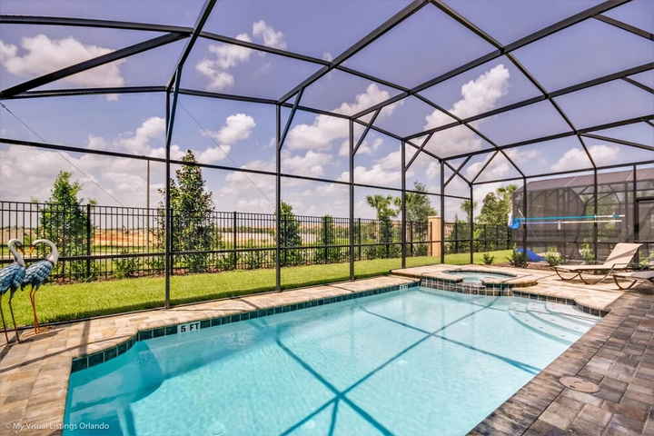 Pool 16 of 24
