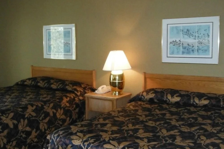 Lake Pateros Motor Inn