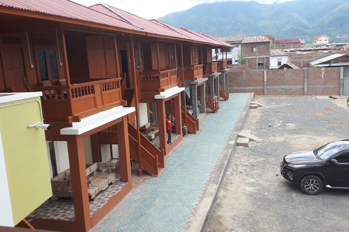 Hotel Exterior 42 of 42