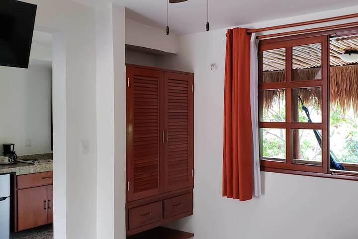 Room 20 of 76