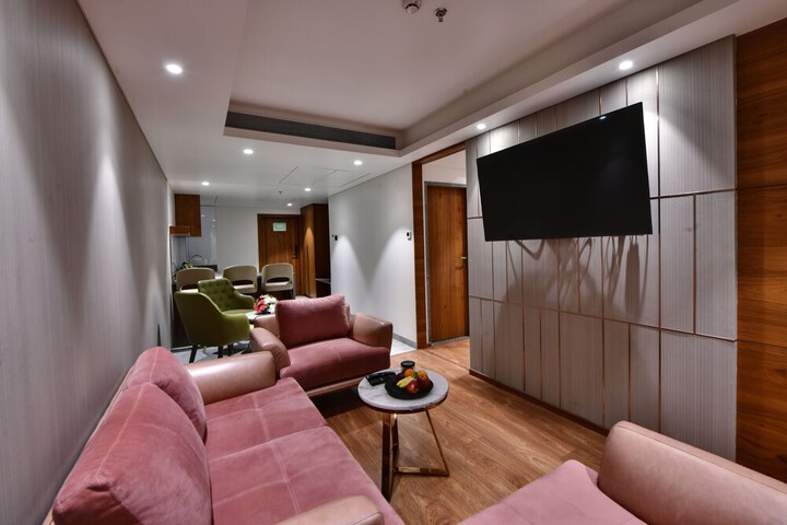 Room 19 of 61