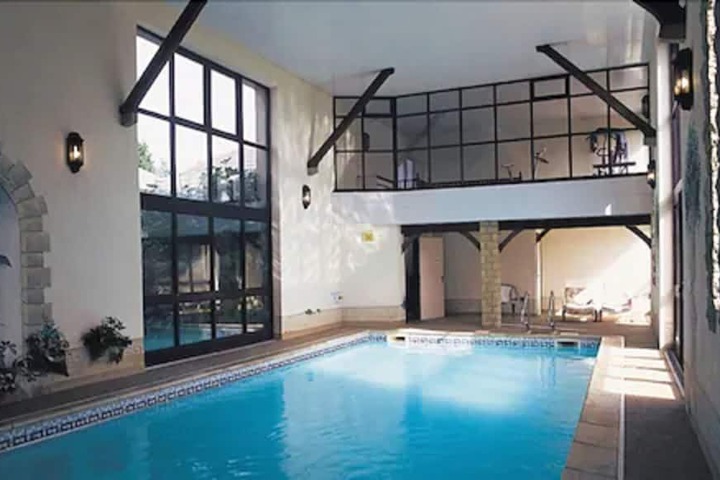 Pool 24 of 50
