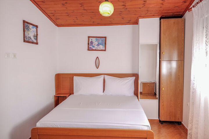 Room 29 of 85