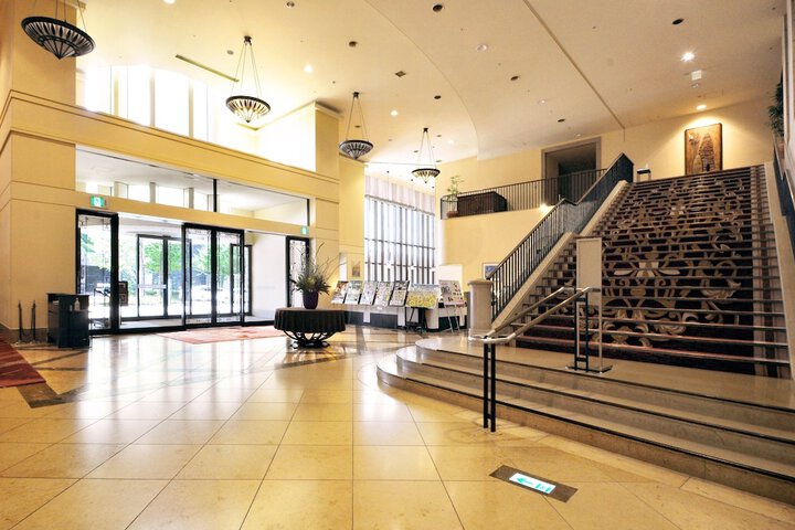 Hotel Lobby