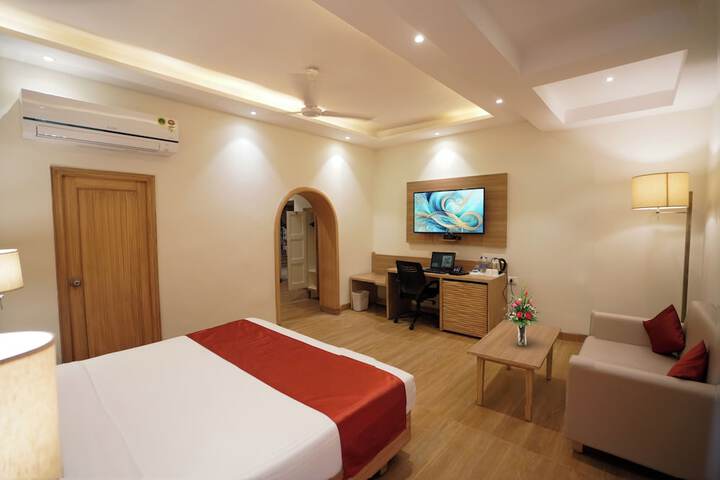 Room 27 of 54