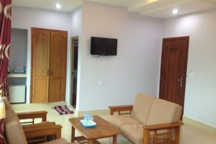 Room 42 of 66