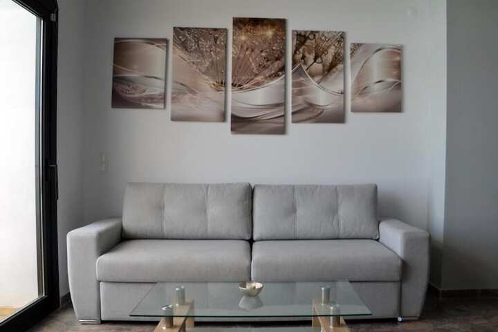 Room 13 of 29