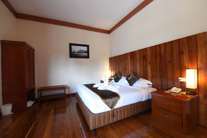 Room 16 of 55