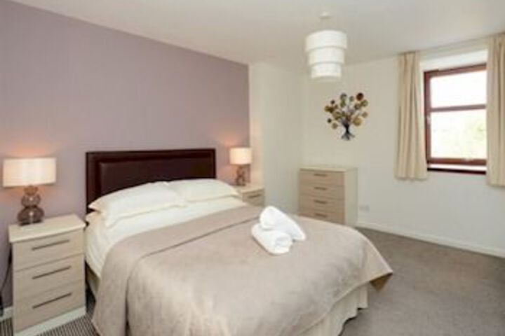 Room 5 of 10