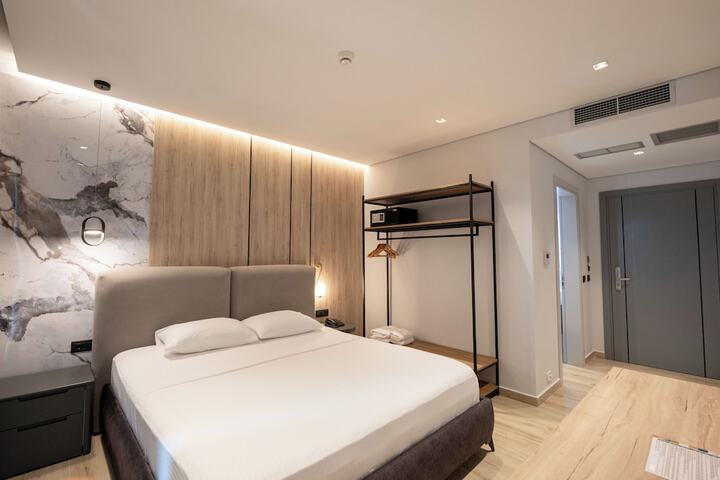 Room 22 of 112