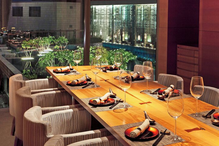 Dining 102 of 156