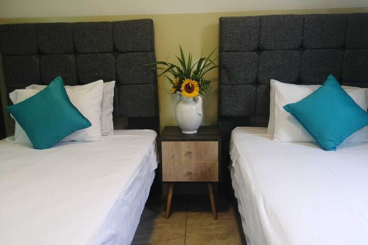 Room 4 of 39