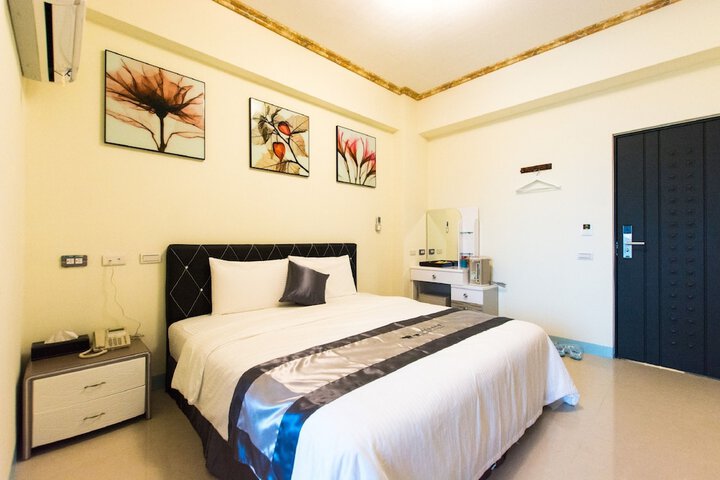 Room 65 of 110