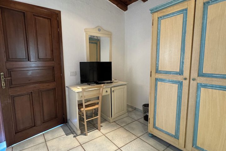 Room 20 of 117