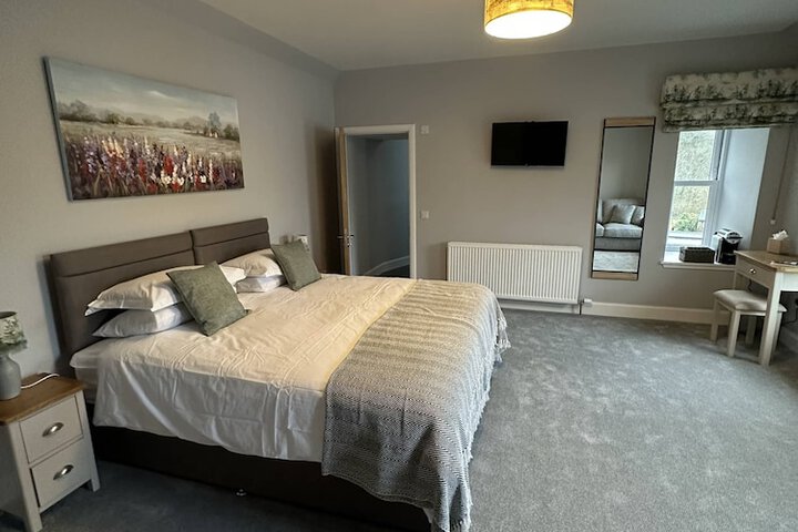 Room 3 of 19